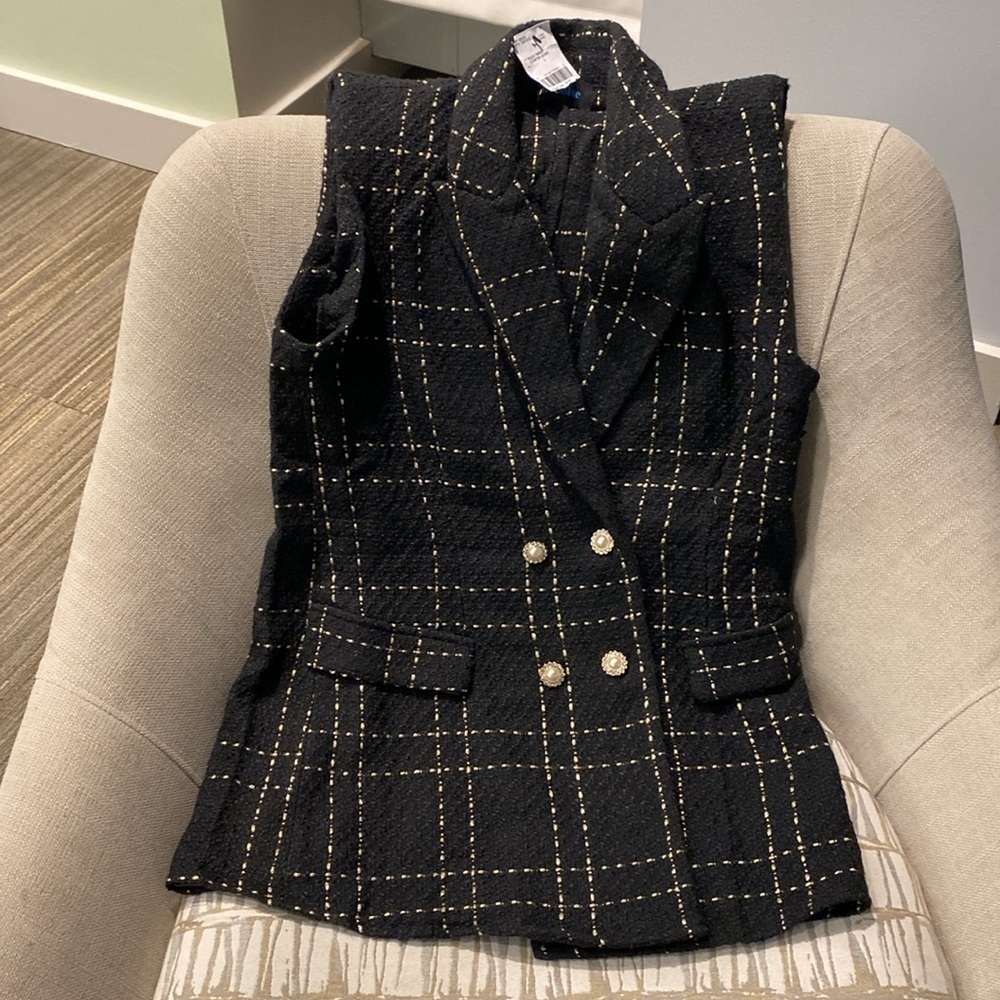 Alice blue tweed vest with sparkly buttons. NWT​​​​​​​​​​​​​​​​​​​​​​​​​​​​​ - Picture 12 of 12